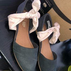 TOMS Jutti d’Orsay flats